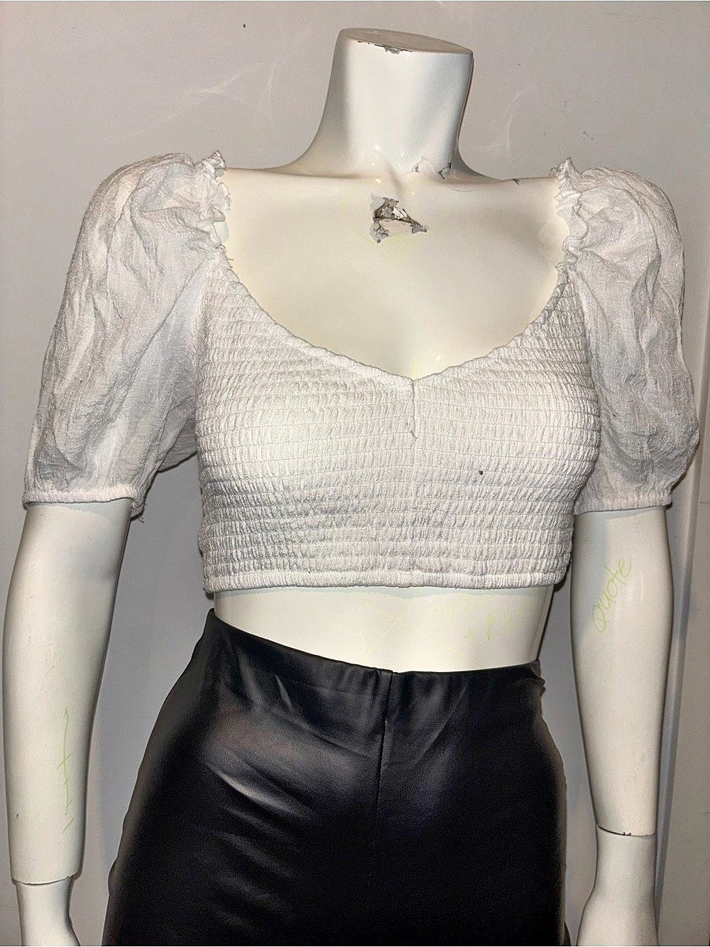 Puff Sleeve Tie Back Crop Top in White Like New